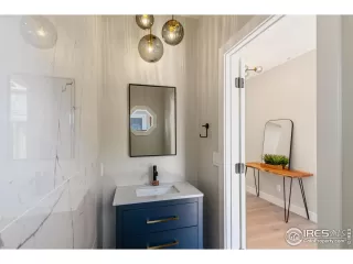 Photo #5: 1047991 Listing 