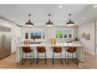 Photo #6: 1047991 Listing 