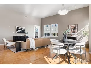 Photo #3: 1048070 Listing 