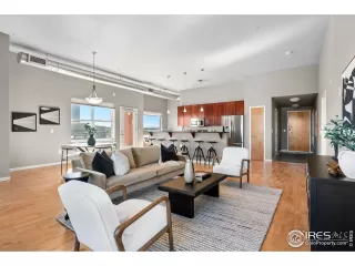 Photo #5: 1048070 Listing 