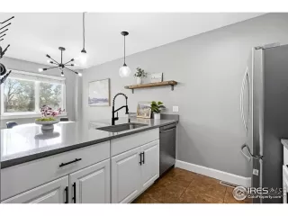 Photo #6: 1048111 Listing 