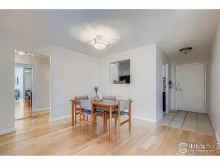 Photo #4: 1048124 Listing 