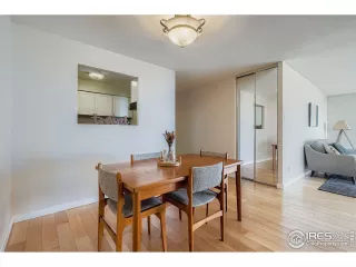 Photo #5: 1048124 Listing 