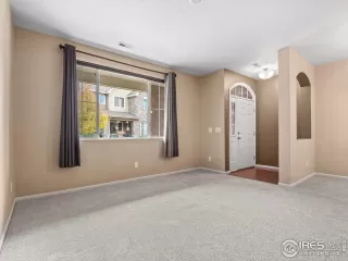 Photo #4: 1048175 Listing 