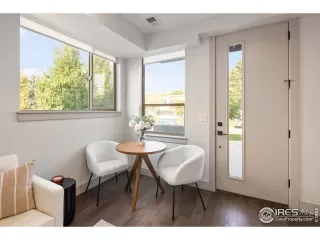 Photo #4: 1048196 Listing 