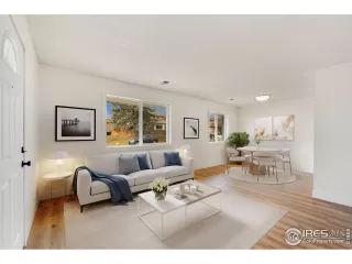 Photo #6: 1048669 Listing