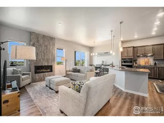 Photo #2: 1048721 Listing 