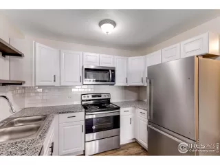 Photo #4: 1048785 Listing 