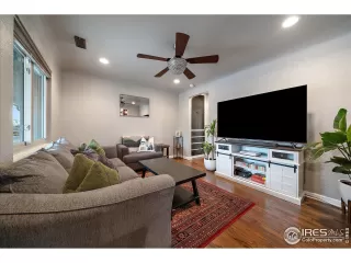 Photo #3: 1048798 Listing