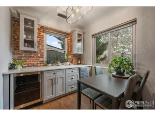 Photo #6: 1048798 Listing