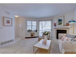 Photo #2: 1048918 Listing 