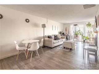 Photo #6: 1048994 Listing 