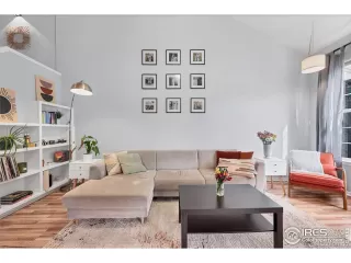 Photo #5: 1049047 Listing 