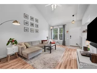 Photo #6: 1049047 Listing 