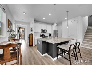 Photo #3: 1049565 Listing 