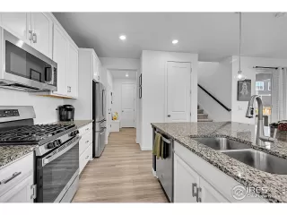 Photo #6: 1049565 Listing 