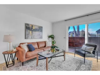 Photo #2: 1049666 Listing 