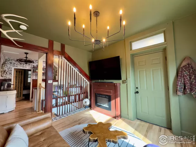 MLS: 1050260 Condo For Sale