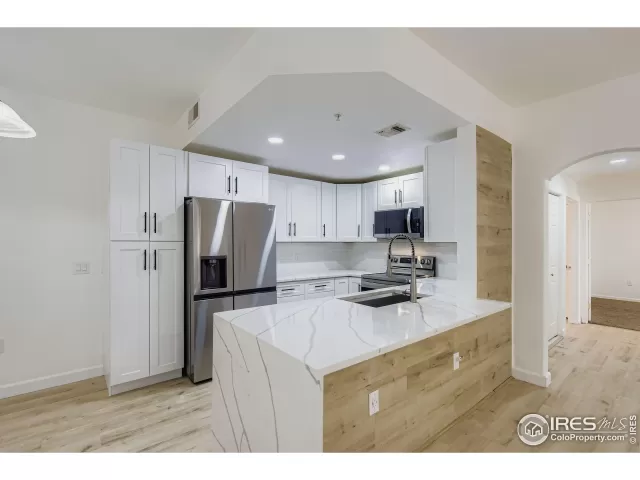 MLS: 1050397 Condo For Sale