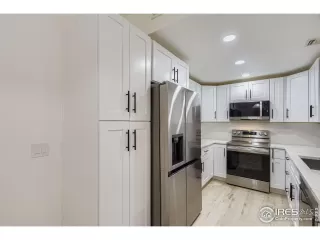 Photo #4: 1050397 Listing 