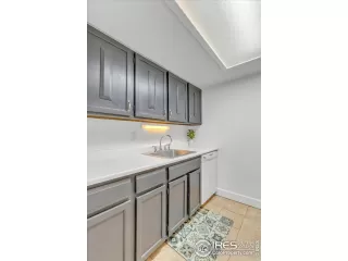 Photo #6: 1050660 Listing 