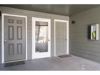 Photo #3: 1050712 Listing