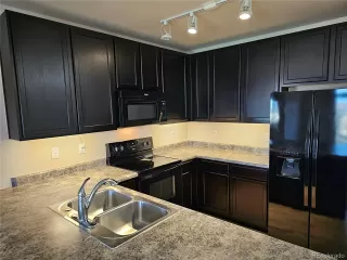 Photo #5: 1501107 Listing
