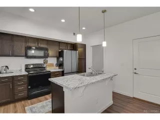 Photo #5: 1502656 Listing