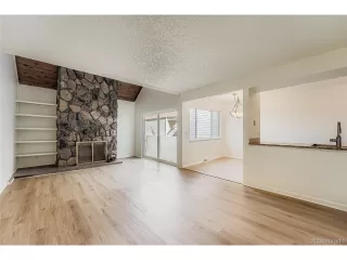 Photo #2: 1503340 Listing