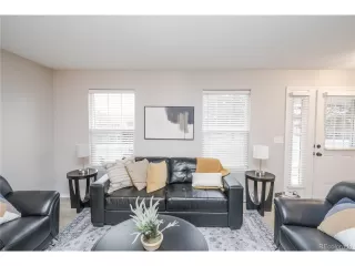 Photo #4: 1503832 Listing