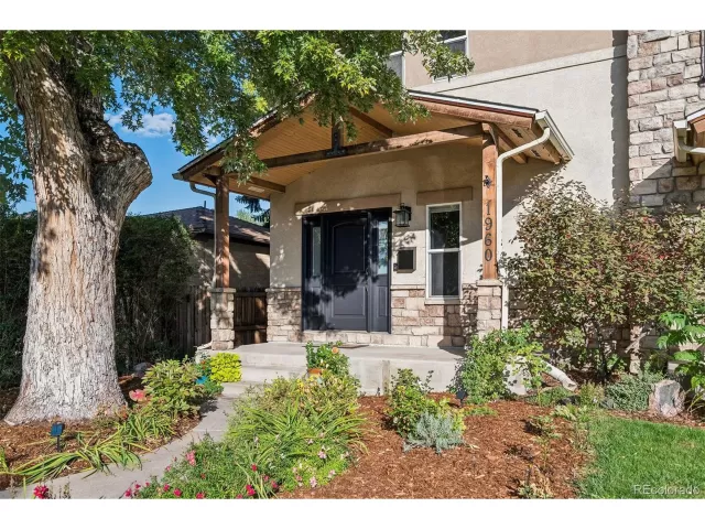 MLS: 1509800 Condo For Sale