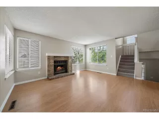 Photo #3: 1509843 Listing 