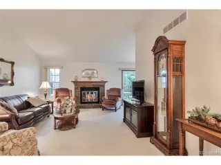 Photo #5: 1509902 Listing