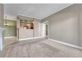 Photo #5: 1510941 Listing