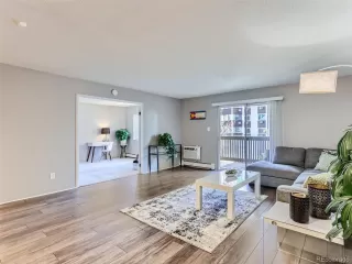 Photo #5: 1511659 Listing