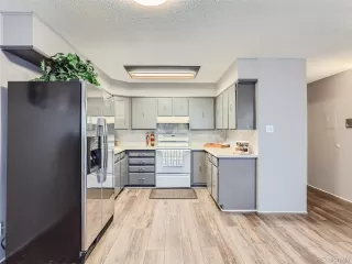 Photo #6: 1511659 Listing