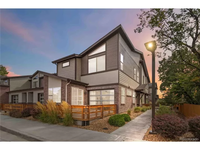 MLS: 1512577 Condo For Sale