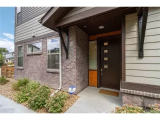 Photo #4: 1512577 Listing