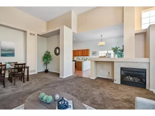 Photo #5: 1513133 Listing