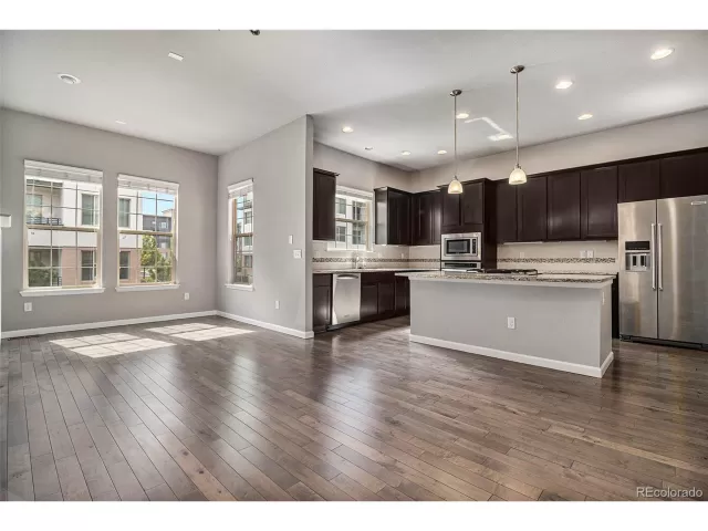 MLS: 1515730 Condo For Sale