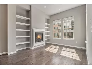 Photo #2: 1515730 Listing