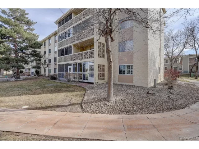 MLS: 1516908 Condo For Sale