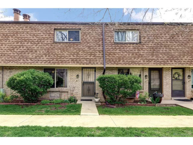 MLS: 1516961 Condo For Sale