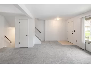 Photo #4: 1516961 Listing