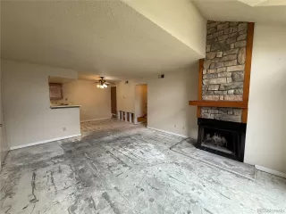 Photo #3: 1517402 Listing