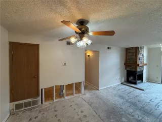 Photo #4: 1517402 Listing