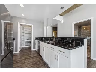 Photo #4: 1518238 Listing