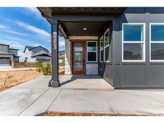 Photo #3: 1519698 Listing