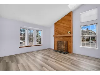 Photo #2: 1520707 Listing