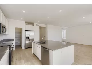 Photo #2: 1521115 Listing 